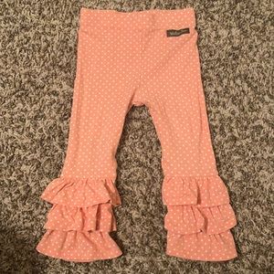 Matilda Jane Benny’s peach color bottoms